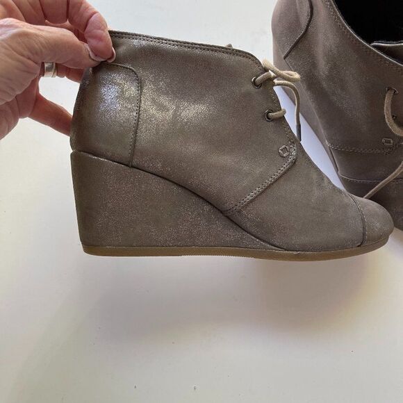 Toms Kala Metallic Wedge Ankle Bootie, 8.5 - Picture 8 of 8